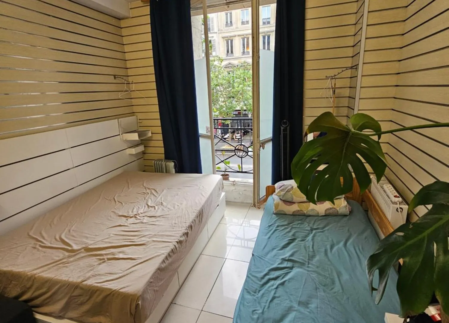 Korean Style Minbak Number Two París Hostal